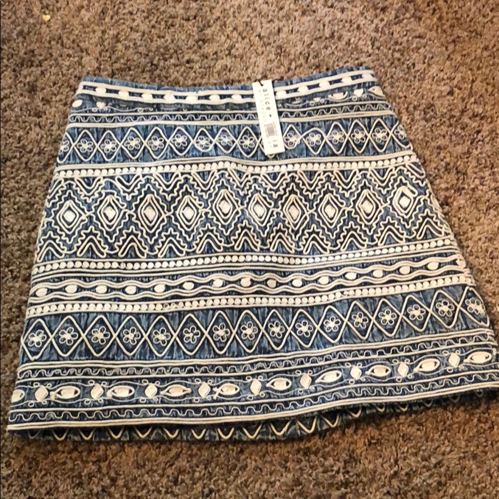 NWT Alice+Olivia Skirt
